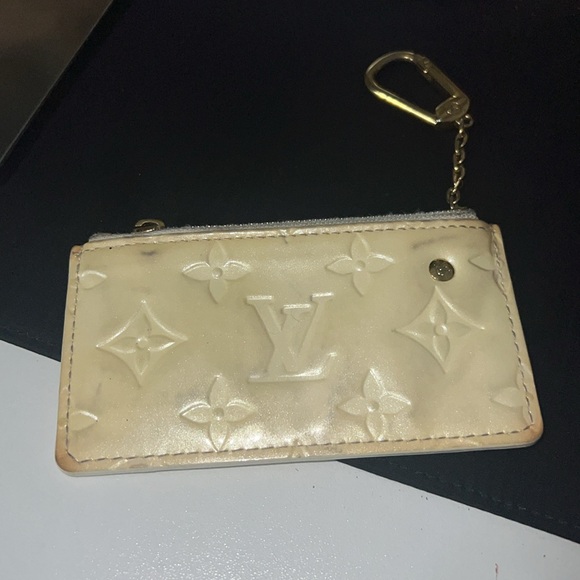 Louis Vuitton authentic VERNIS KEY CLES COIN PURSE - Picture 2 of 8